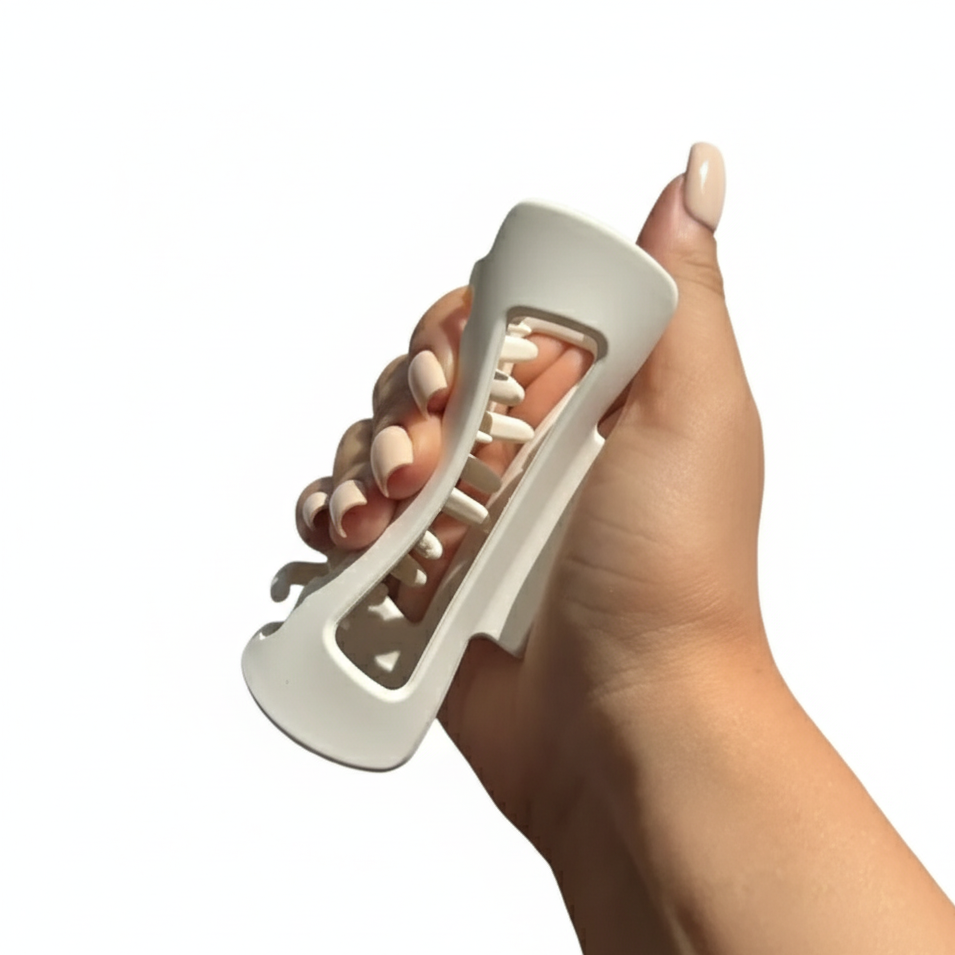 The Molly Clip – Soft Flex Edition